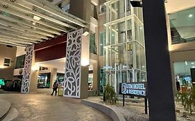 Utm Hotel & Residence